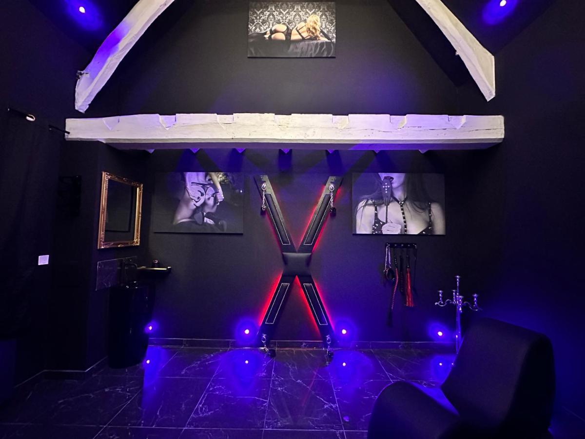 Loveroom De Luxe - Theme 50 Nuances De Grey Maison Privative Spa Insolite Douchy-les-Mines Экстерьер фото